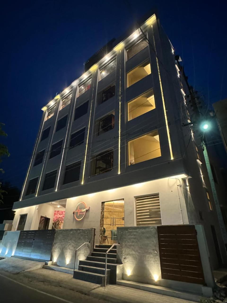 סאלם Hotel Elpaso מראה חיצוני תמונה