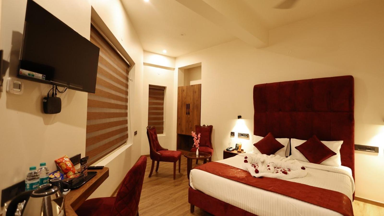 סאלם Hotel Elpaso מראה חיצוני תמונה